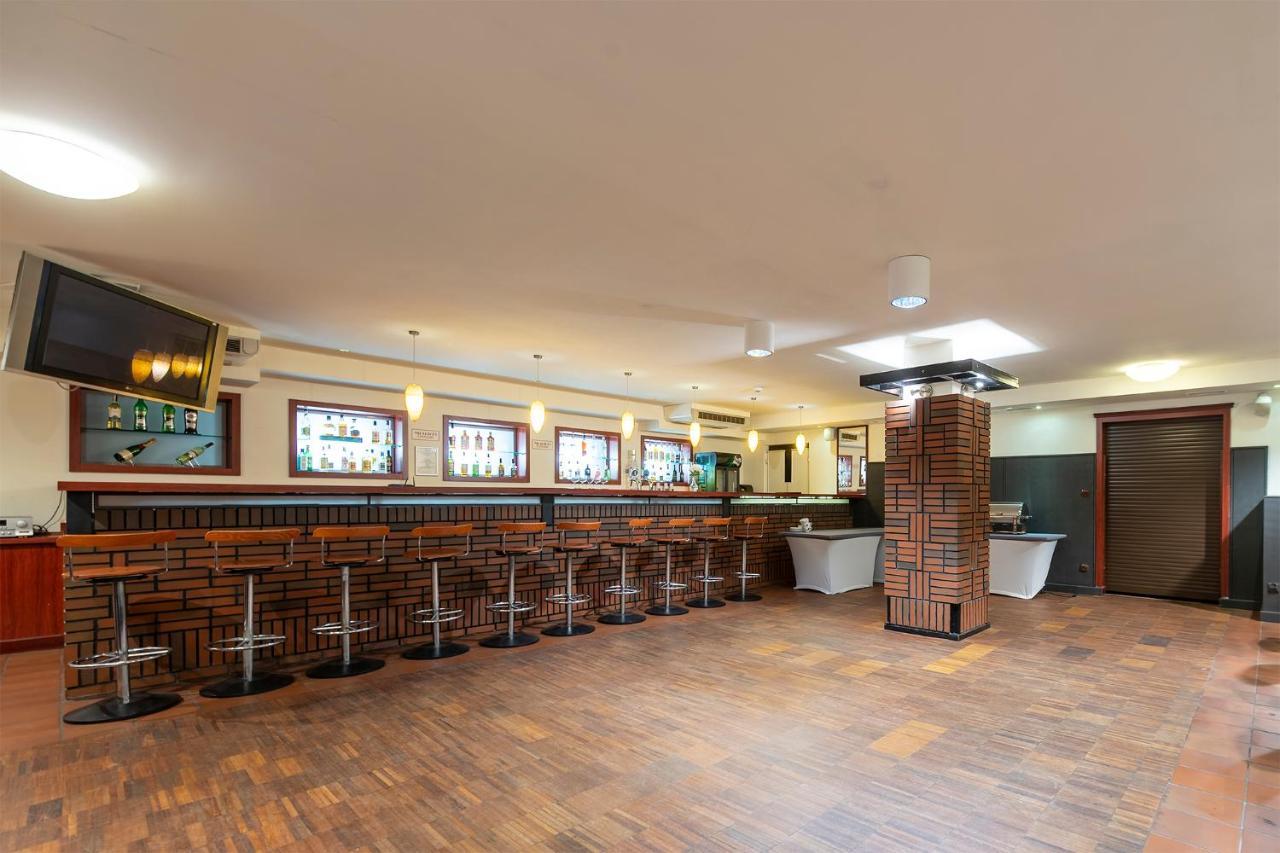 Hotel Moscicki Spala Bagian luar foto