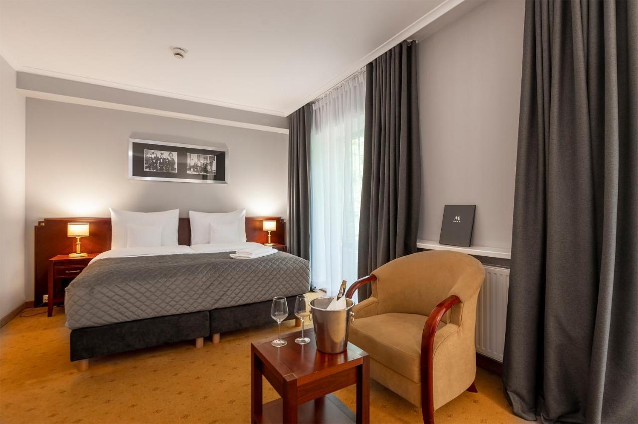 Hotel Moscicki Spala Bagian luar foto