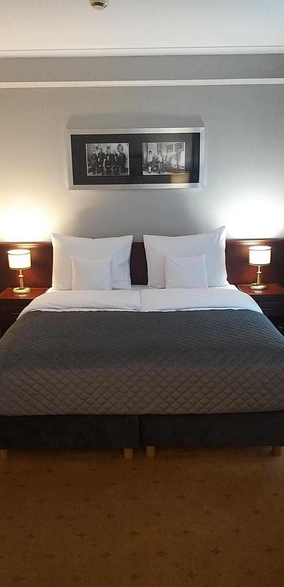 Hotel Moscicki Spala Bagian luar foto