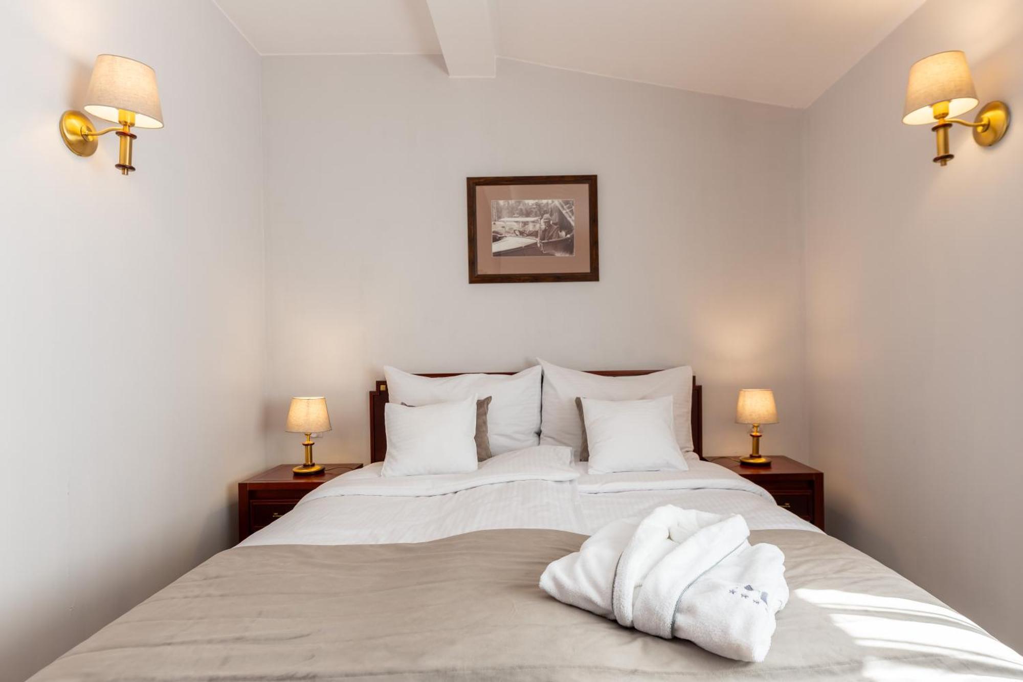 Hotel Moscicki Spala Bagian luar foto