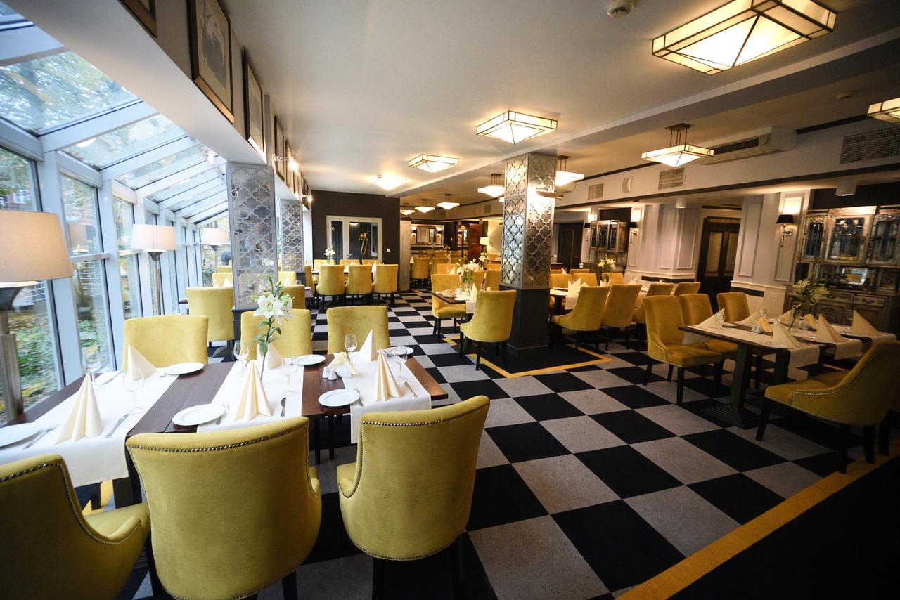 Hotel Moscicki Spala Bagian luar foto