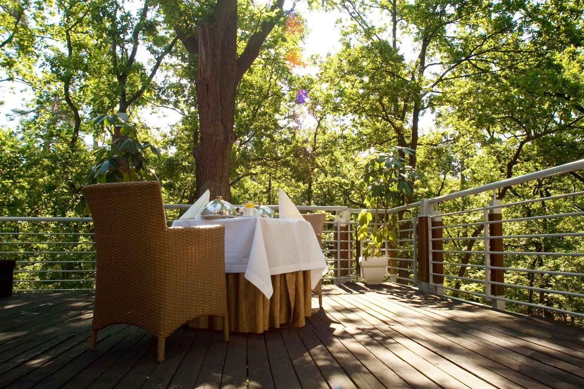 Hotel Moscicki Spala Bagian luar foto